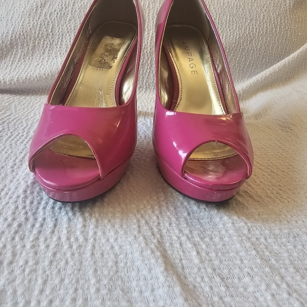 Rampage Granville patent leather hot pink peekaboo pumps size 8
